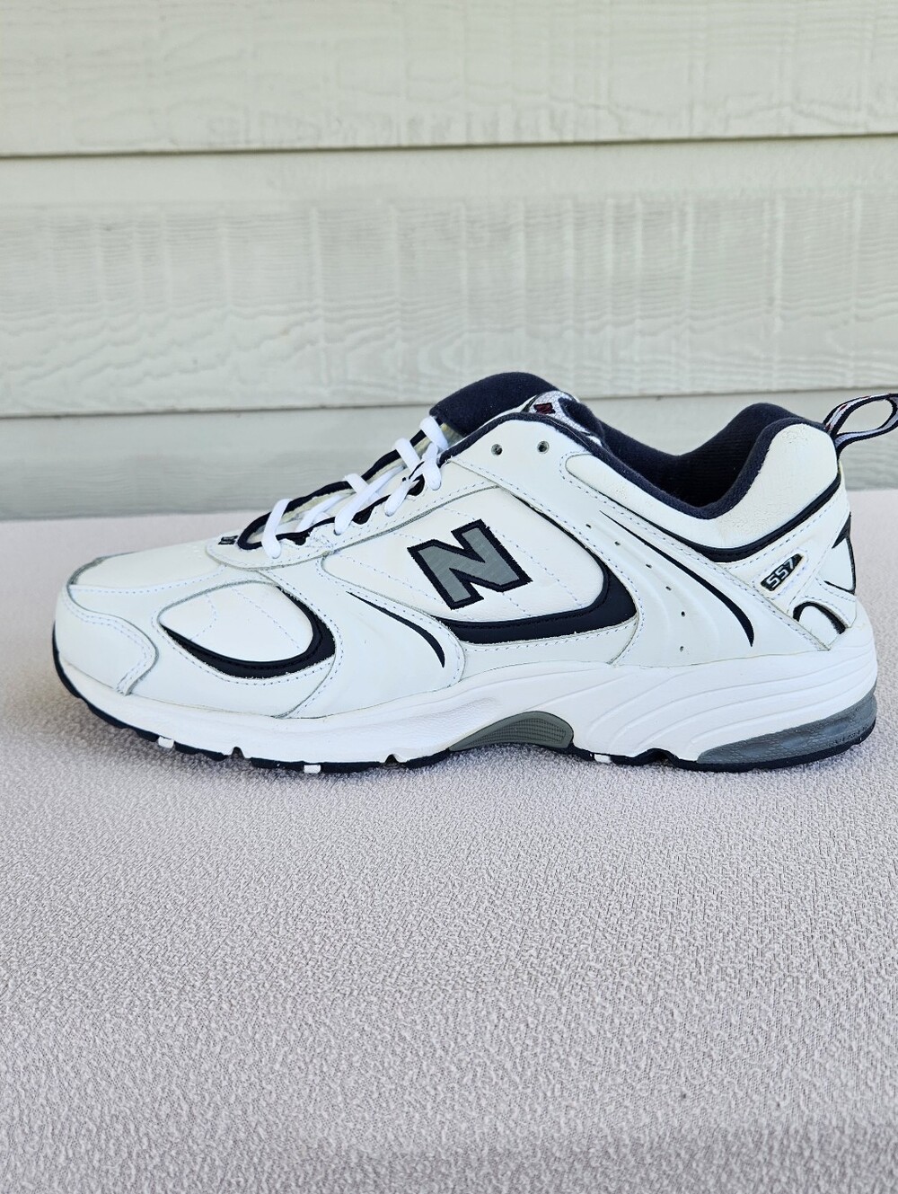 New Balance 557 Retro Sneaker Men SZ 10 White Navy Tie Athletic Shoe MW557LR - Picture 5 of 12